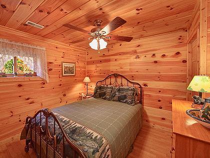 Cajun Hideaway Holiday Home Гетлинбург Екстериор снимка